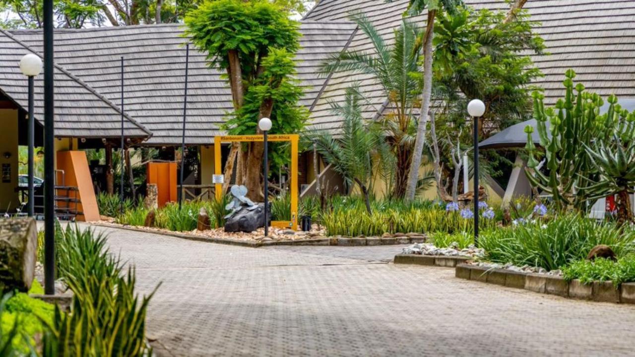 Sanbonani Hotel Hazyview Bagian luar foto