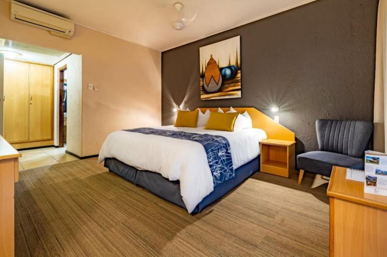 Sanbonani Hotel Hazyview Bagian luar foto
