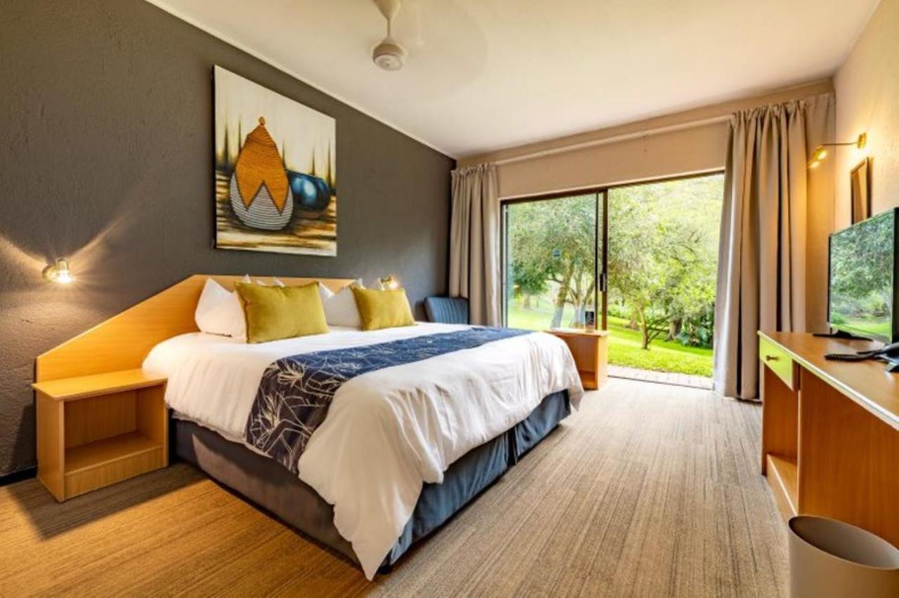 Sanbonani Hotel Hazyview Bagian luar foto